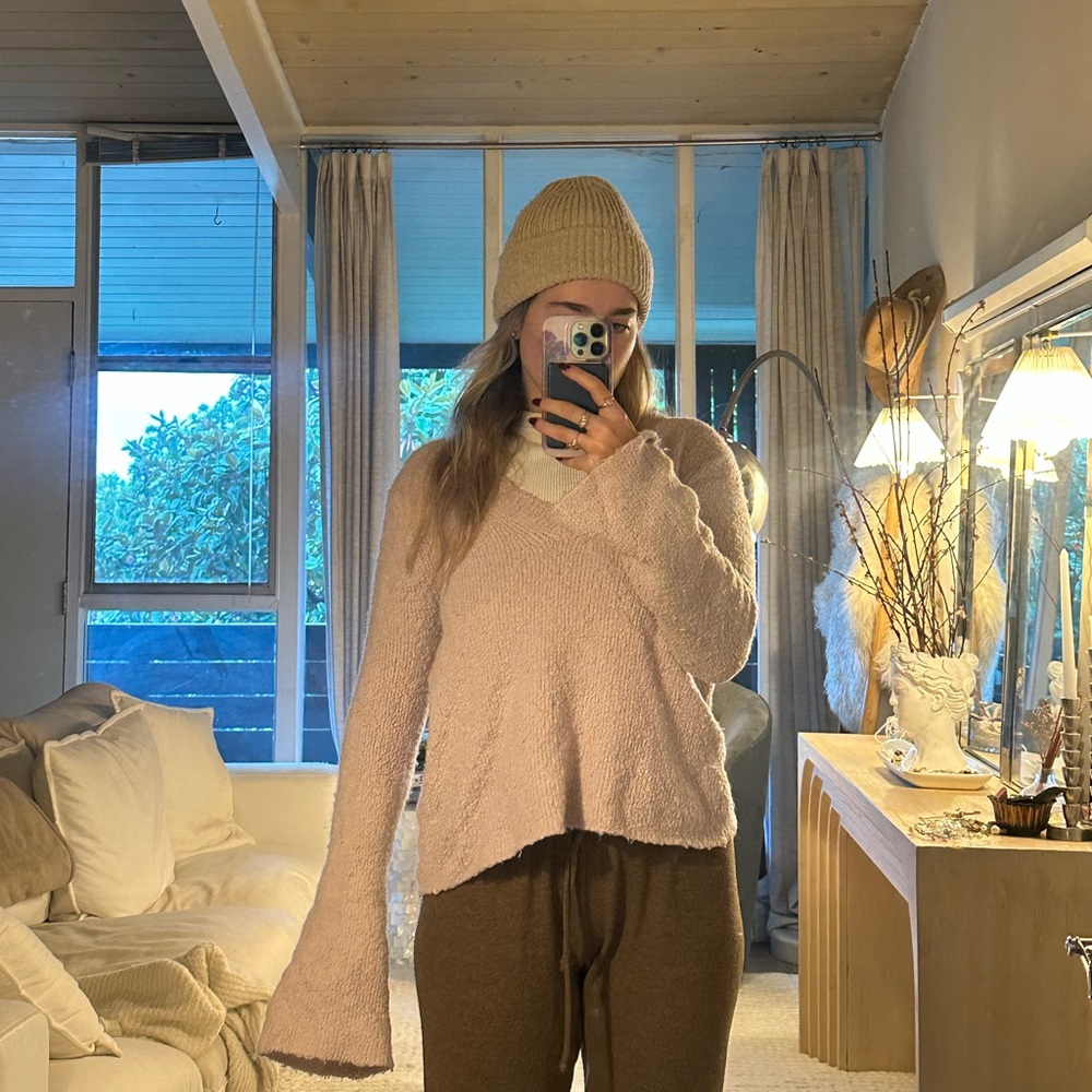 360 Sweater Pink Sweater